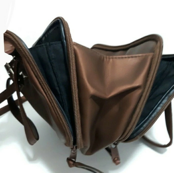 Womens bronze color Kathy Ireland multi compartment purse Bag - Picture 4 of 8